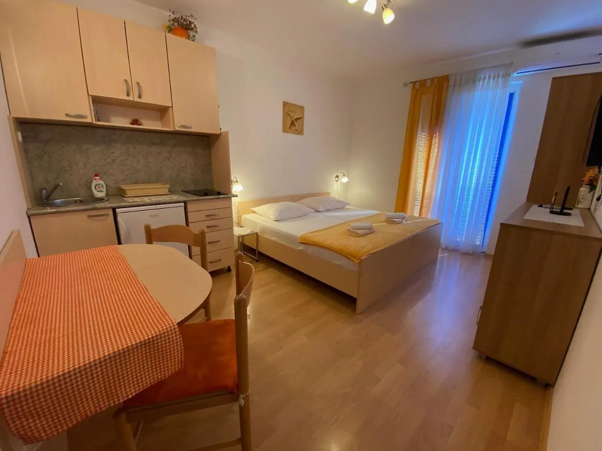 Apartments Luna Pag Town