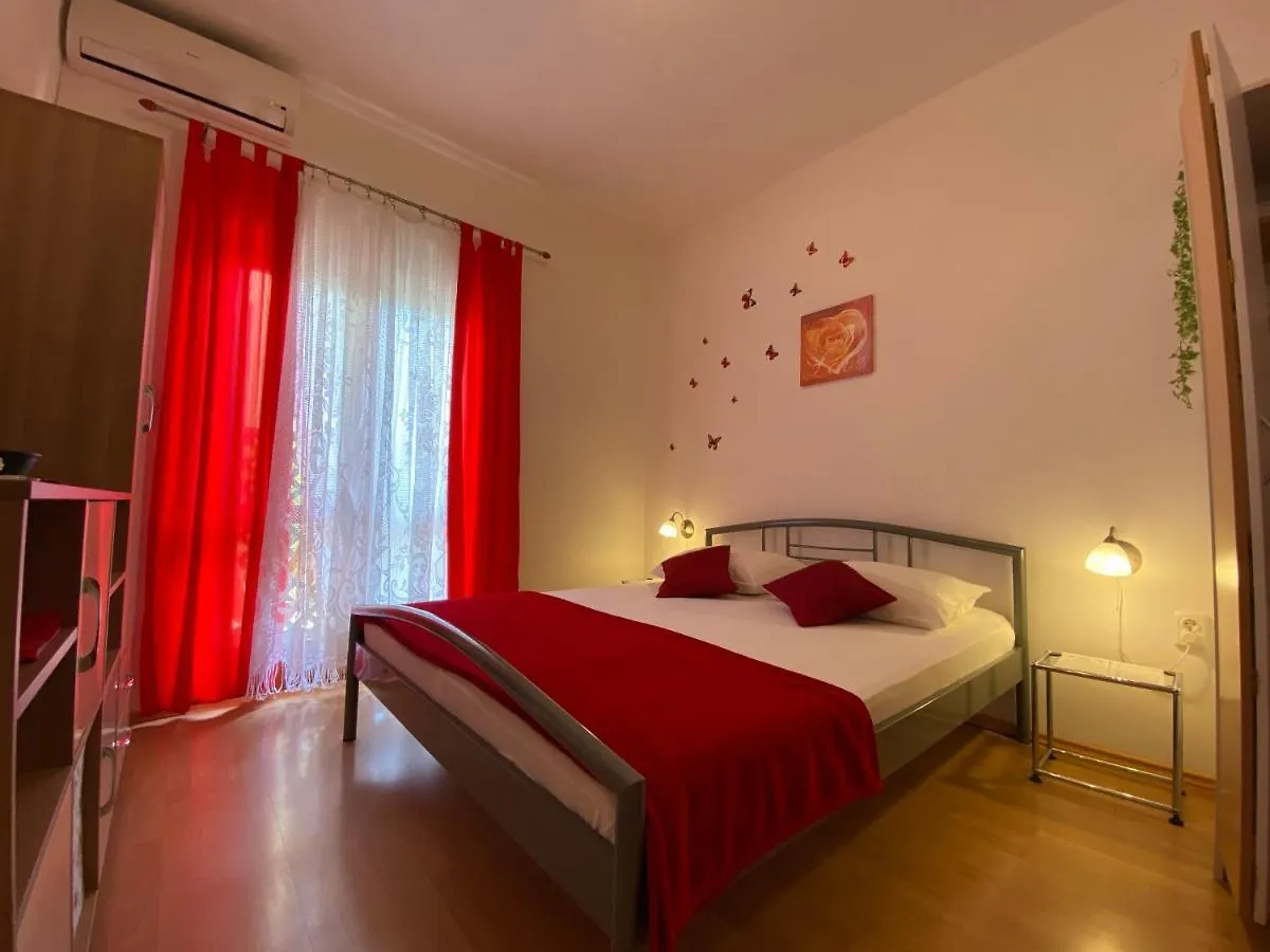 Apartments Luna Pag Town